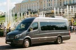 microavtobus-v-petergof