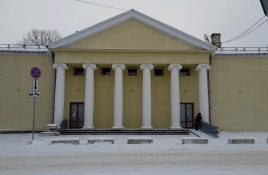 трансфер-на-микроавтобусе-в-коммунар